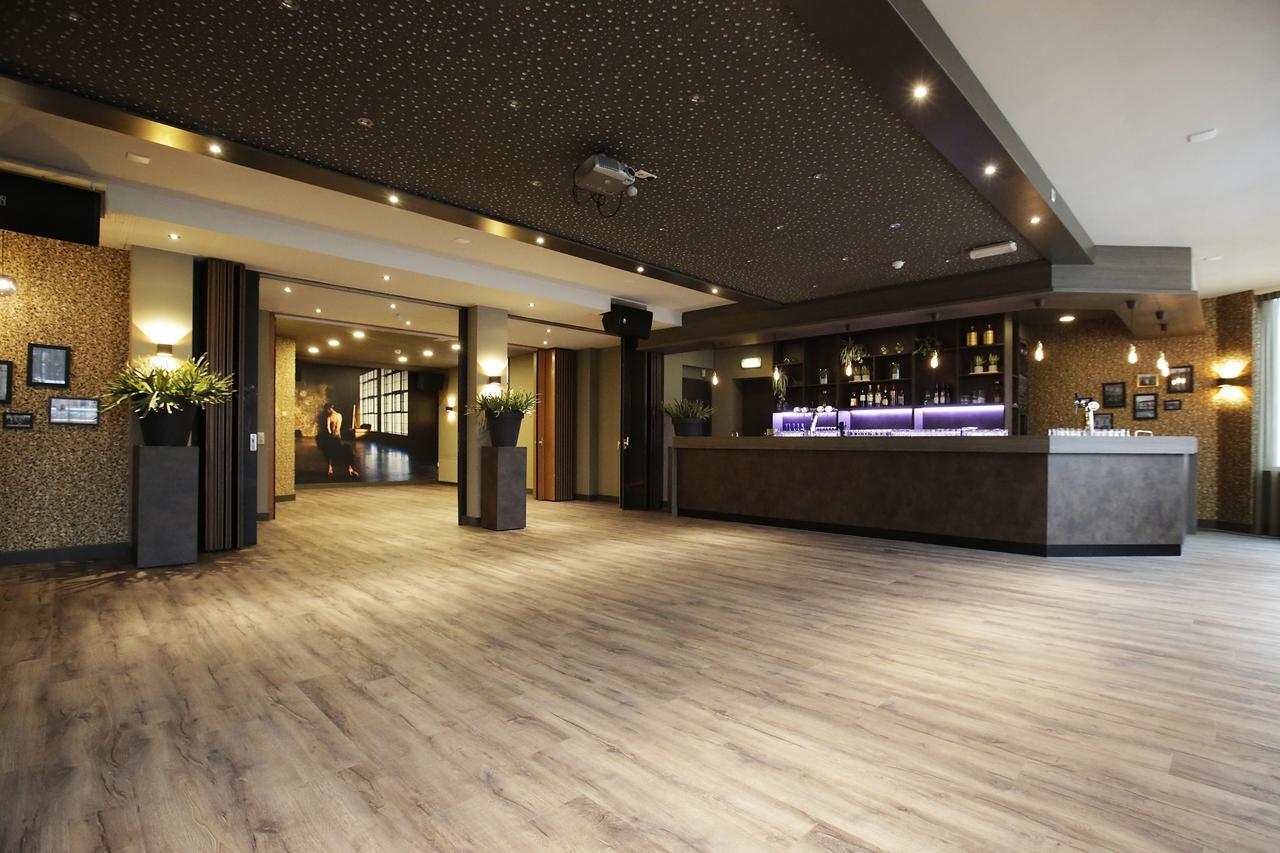 Hotel De Valk Valkenswaard Exteriör bild
